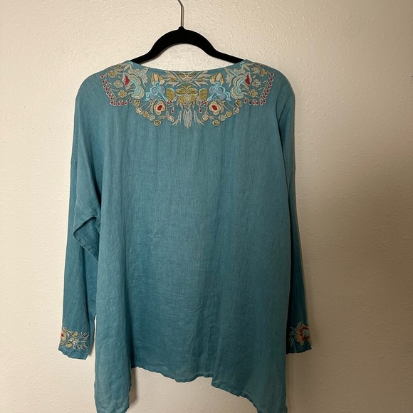 Johnny Was Biya Salas embroidered linen blouse - Picture 5 of 8